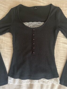 Y2K grey long sleeve top with white trim- Size S